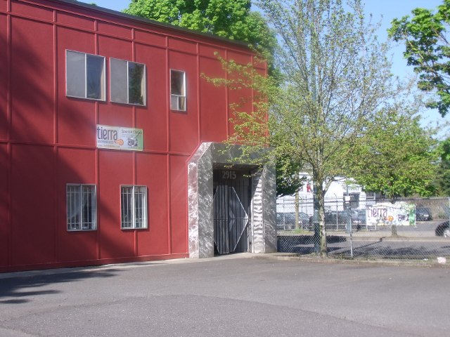 Tierra Educational Center